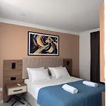 Hotel Santoria Village 3*