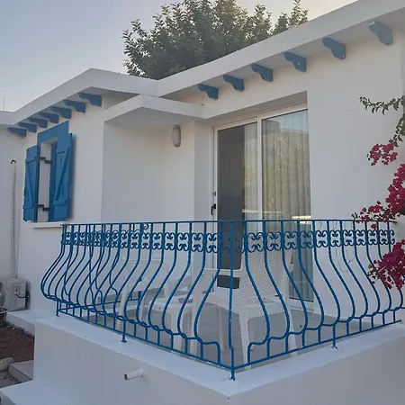 Hotel Santoria Village 3*